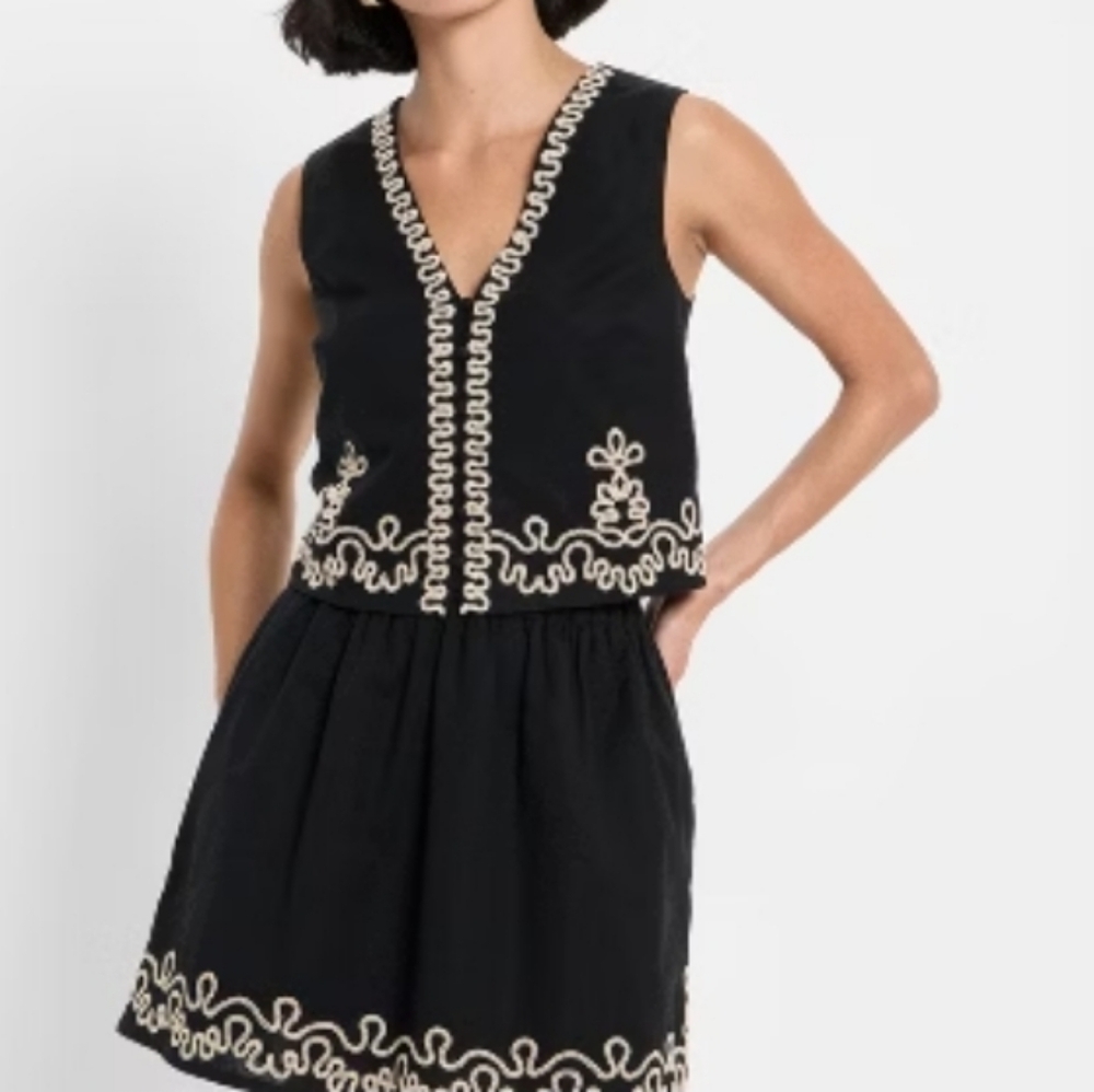 New 2 Piece Embroidered Skirt And Tank Outfit